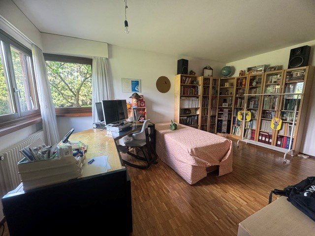 Lugano/Breganzona ampia casa unifamiliare in posizione tranquilla
