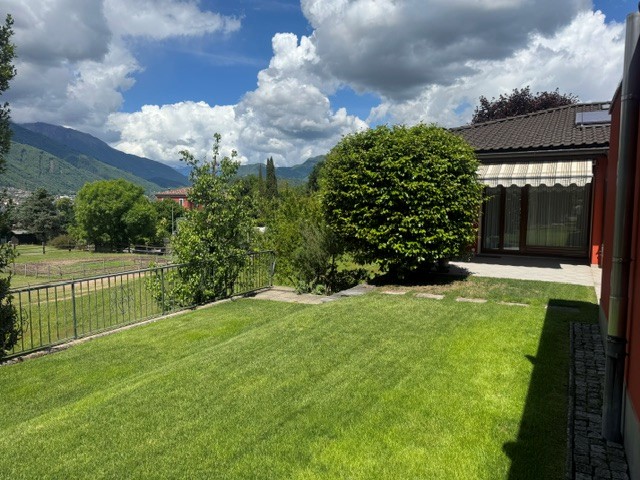 Lugano/Breganzona ampia casa unifamiliare in posizione tranquilla